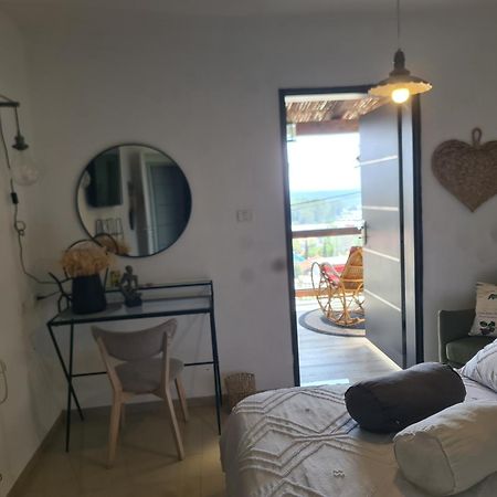 Apartamento Ronit'S Place Kiryat Shemona Exterior foto