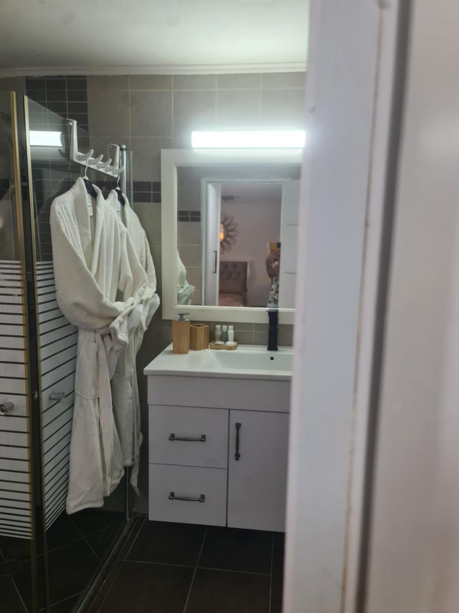 Apartamento Ronit'S Place Kiryat Shemona Habitación foto